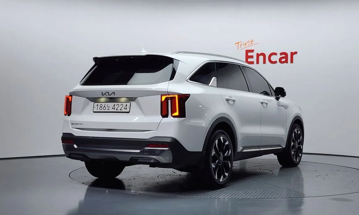 Kia Sorento — фото 3