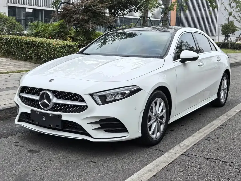 Mercedes-Benz A-Class — фото 1