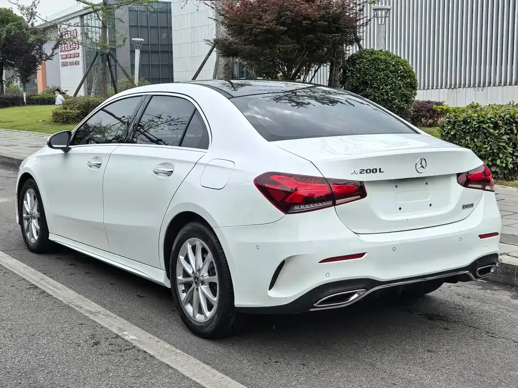 Mercedes-Benz A-Class — фото 4