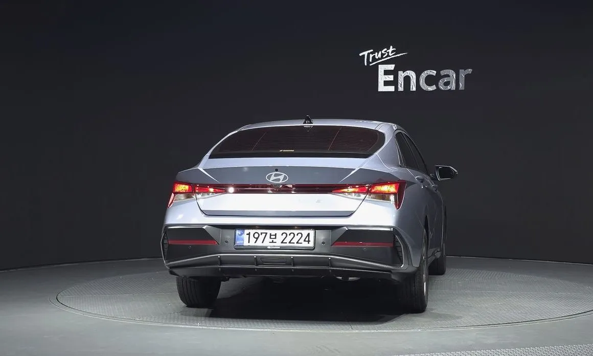 Hyundai AVANTE — фото 2