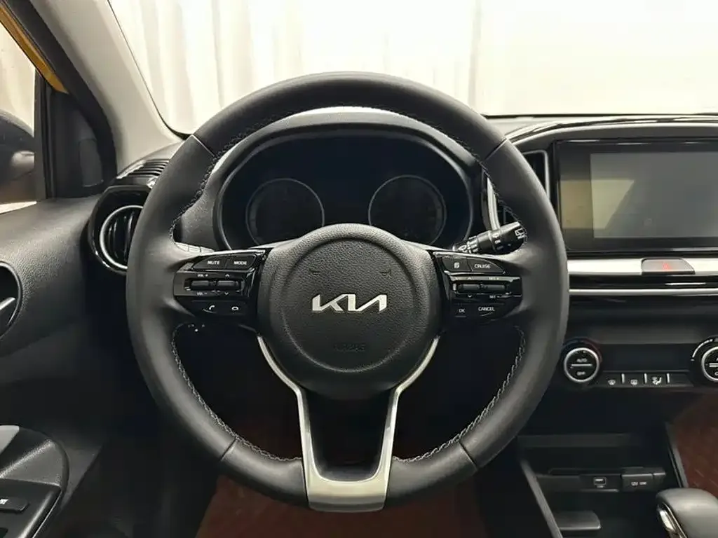 Kia KX1 — фото 3