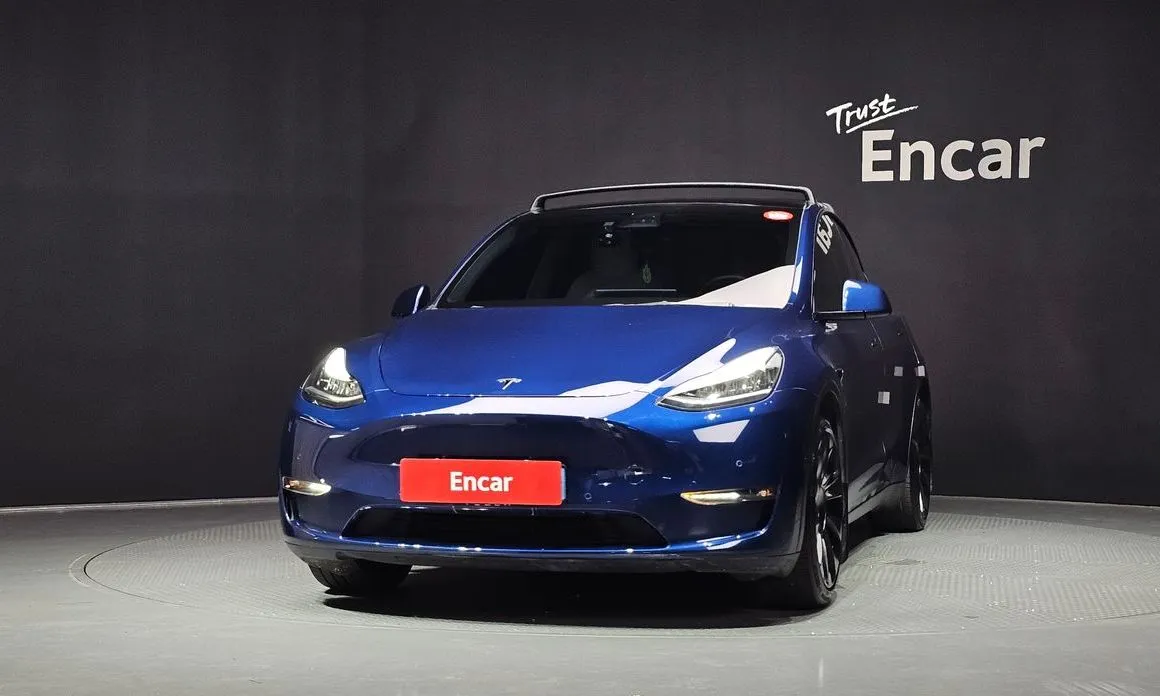 Tesla Model Y — фото 3
