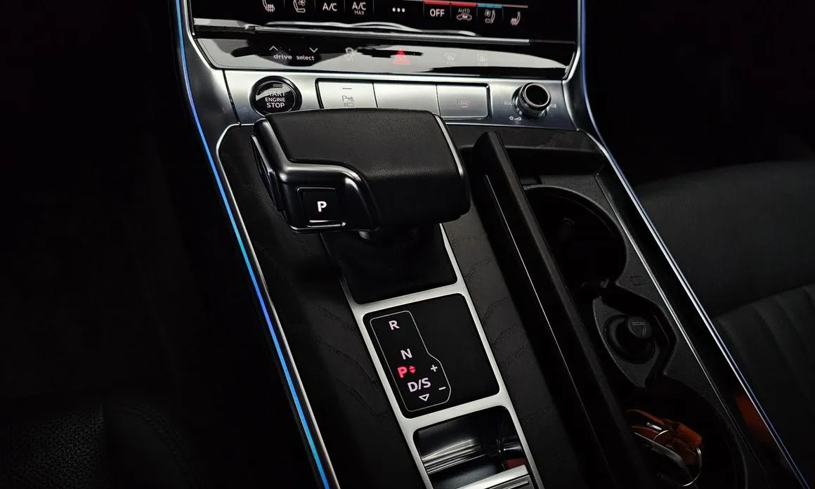Audi A6 — фото 7