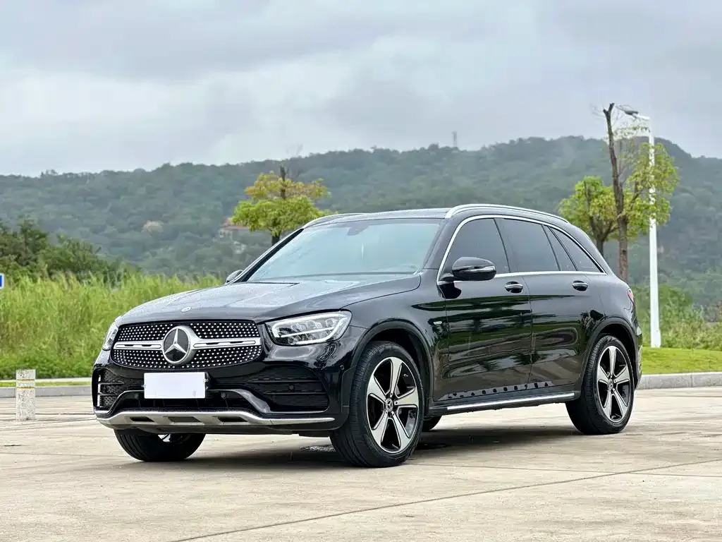 Mercedes-Benz GLC — фото 1