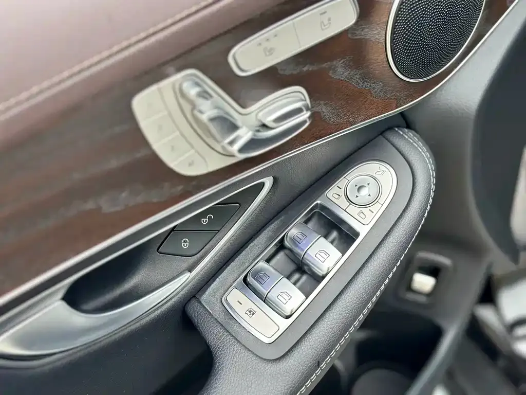 Mercedes-Benz GLC — фото 2
