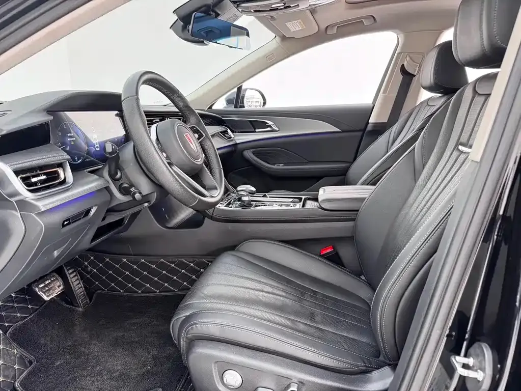 Hongqi H5 — фото 6