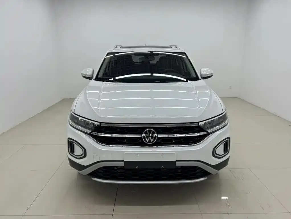 Volkswagen T-Roc — фото 3