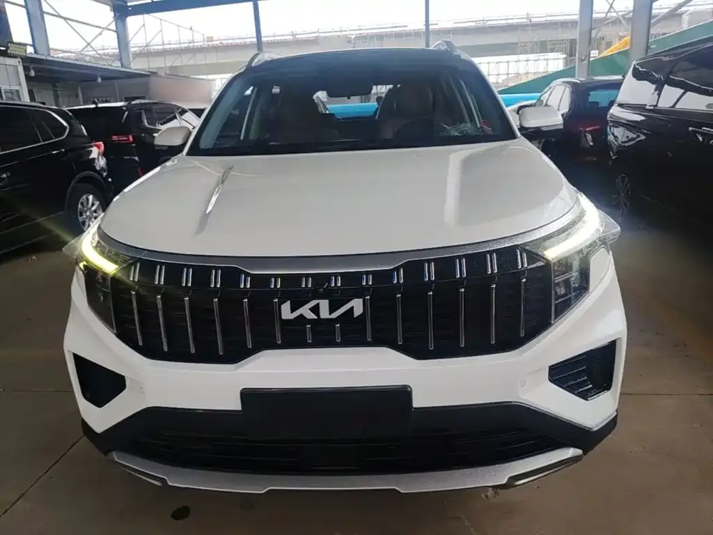 Kia Sportage — фото 10