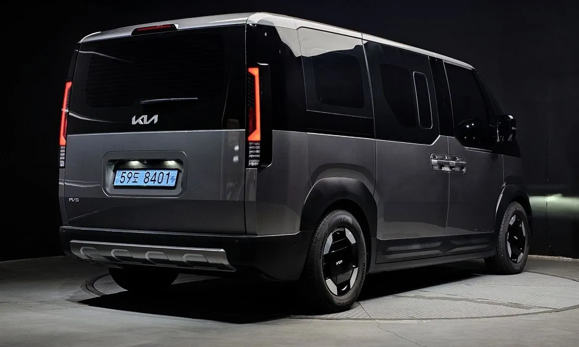 Kia PV5 — фото 2