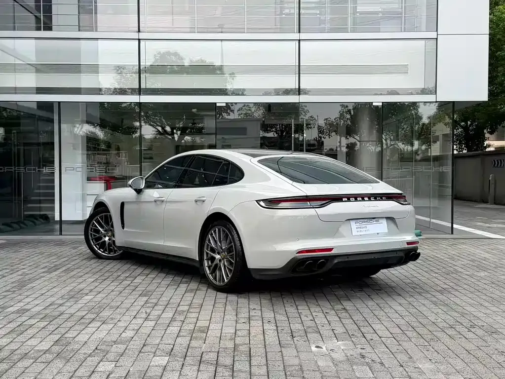 Porsche Panamera — фото 5