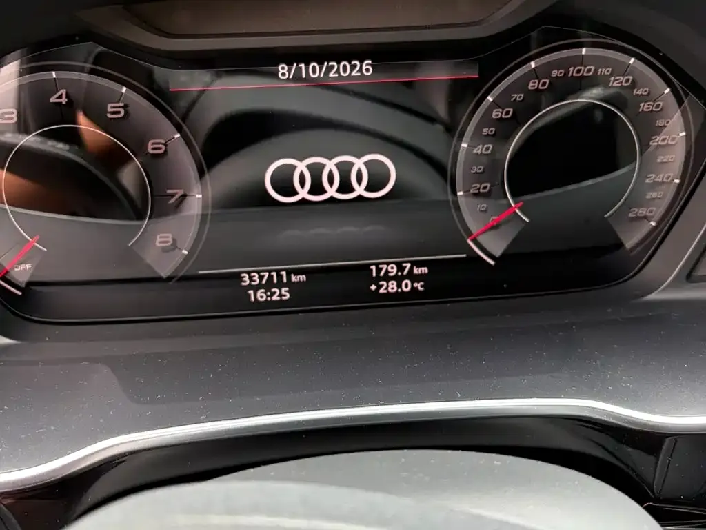 Audi Q3 — фото 7