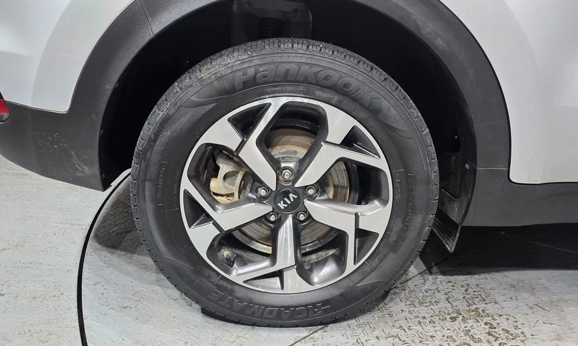 Kia Sportage — фото 8