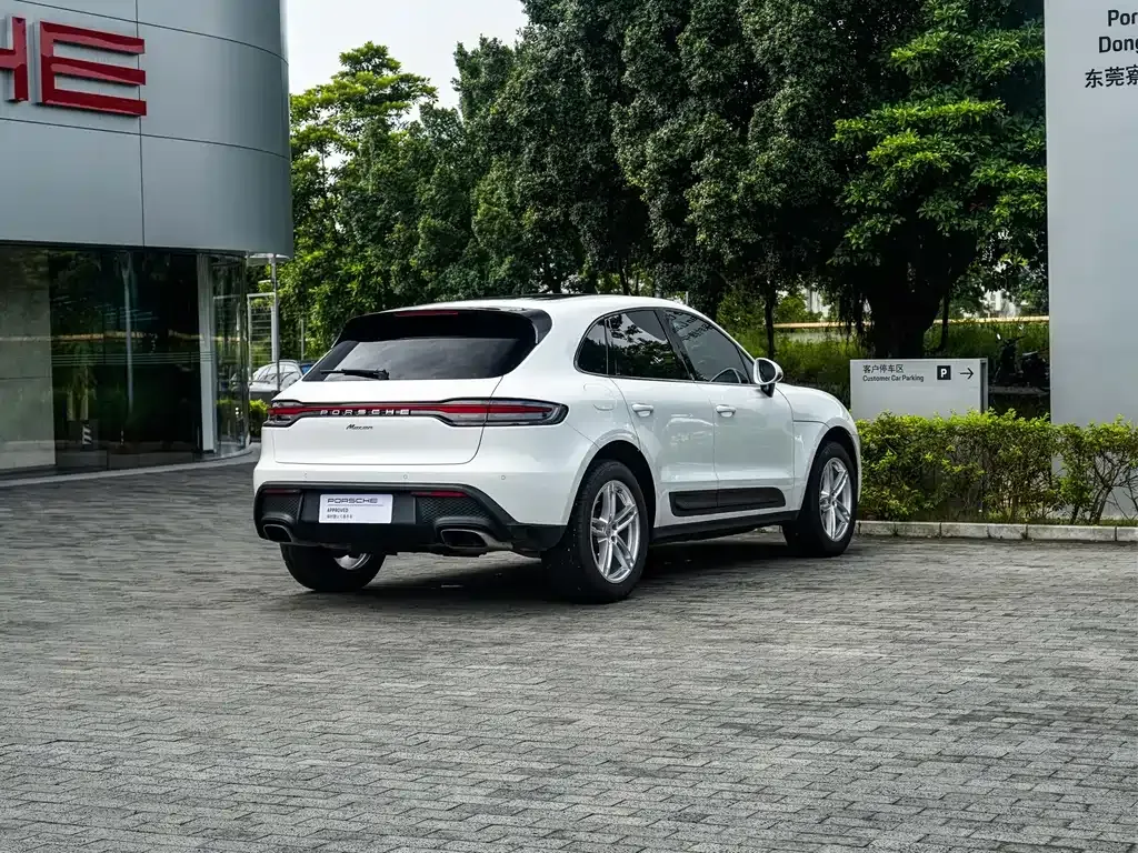 Porsche Macan — фото 8