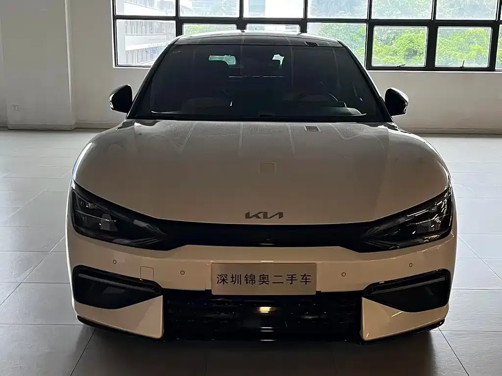 Kia EV6 — фото 9