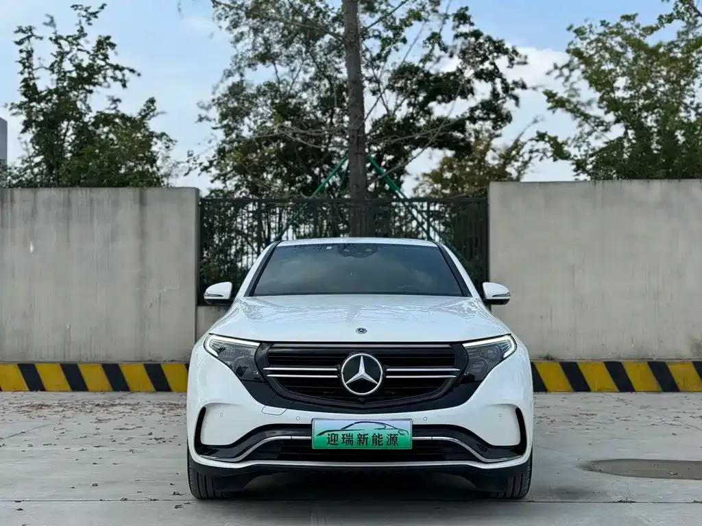 Mercedes-Benz EQC — фото 3