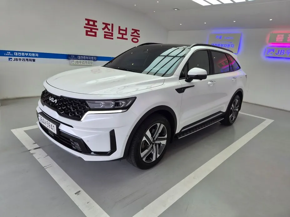 Kia Sorento — фото 1