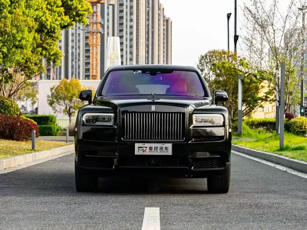 Rolls-Royce Cullinan — фото 10