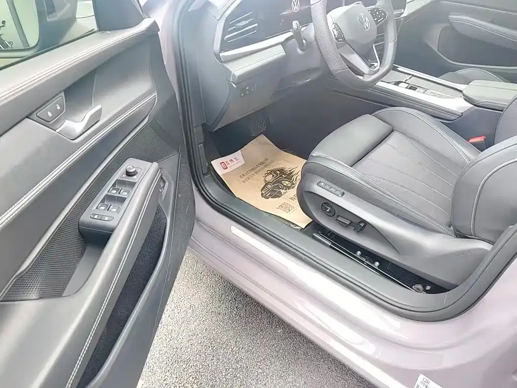 Volkswagen Passat — фото 9