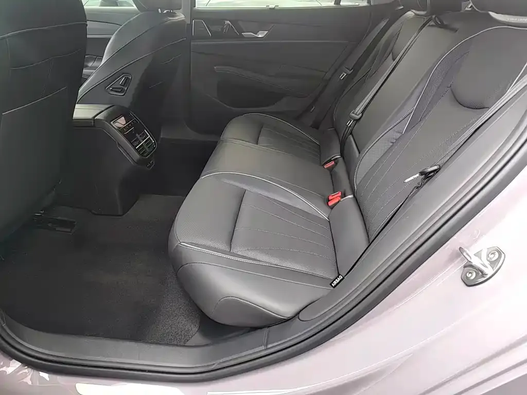 Volkswagen Passat — фото 4