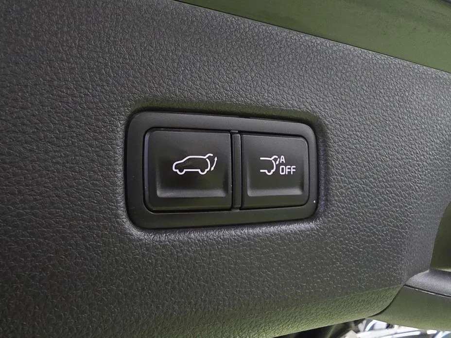 Kia Carnival — фото 10
