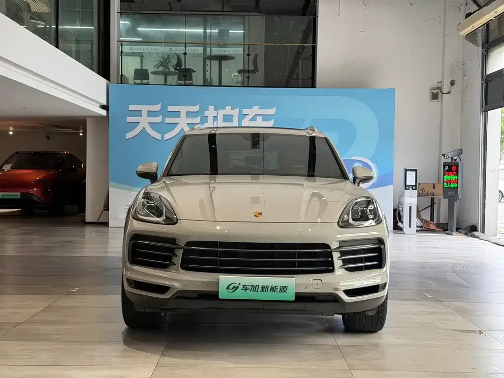 Porsche Cayenne Hybrid — фото 8