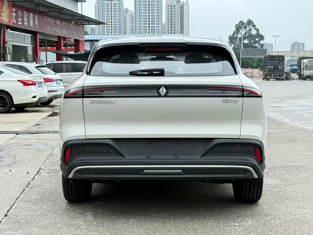 Baojun E6 — фото 2