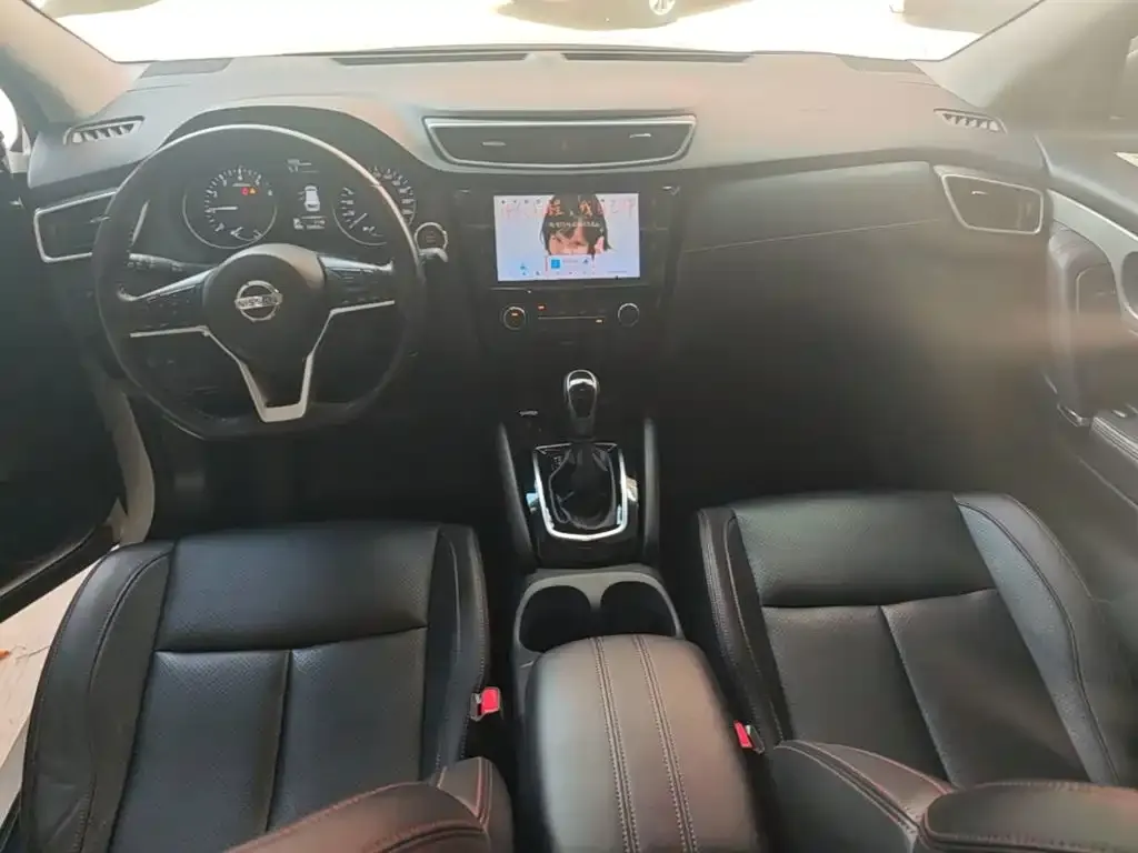 Nissan Qashqai — фото 2