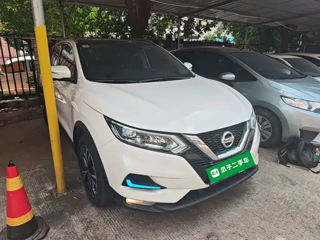 Nissan Qashqai — фото 5