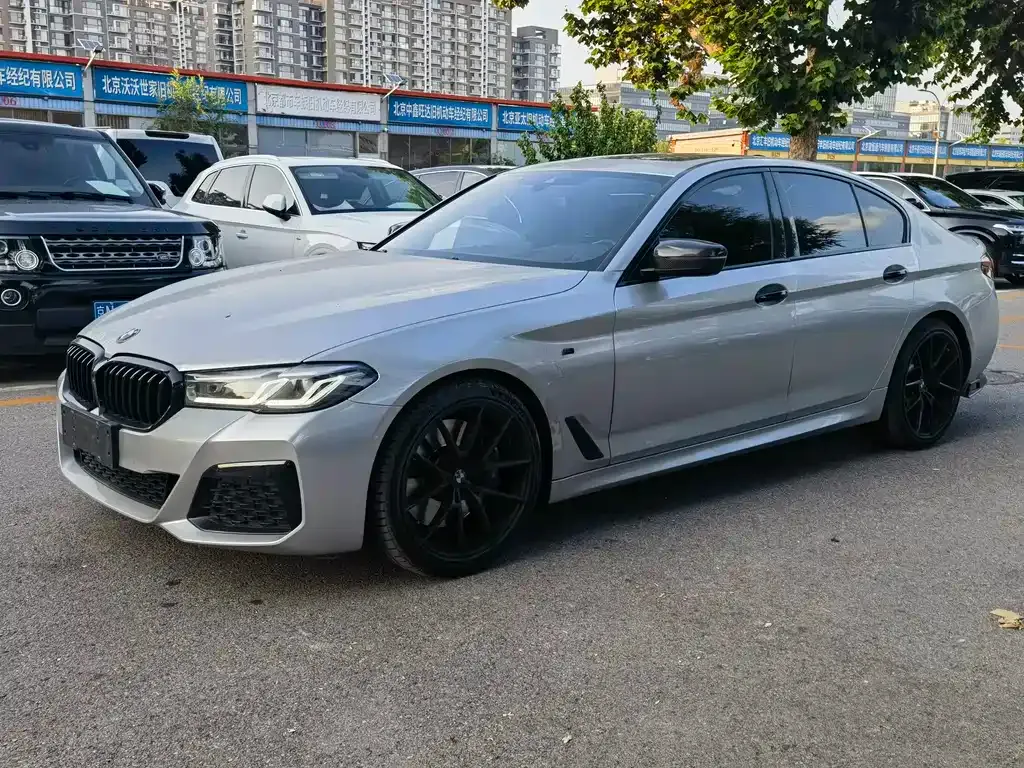 BMW 5 Series (Import) — фото 1