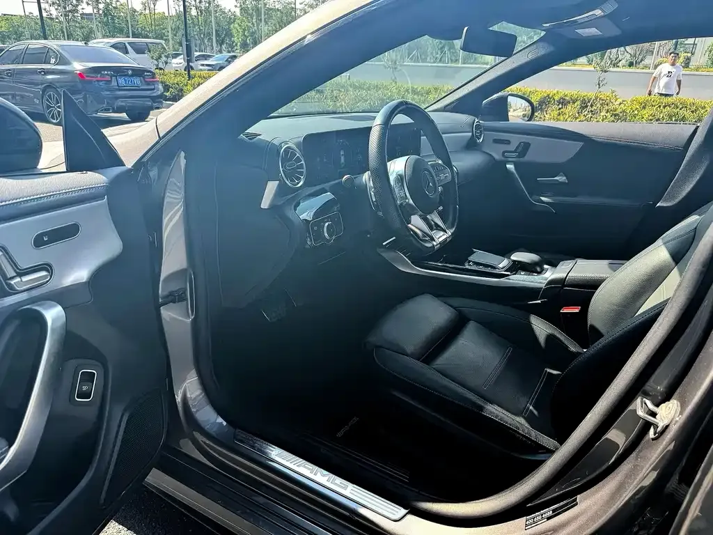 Mercedes-Benz CLA AMG — фото 3