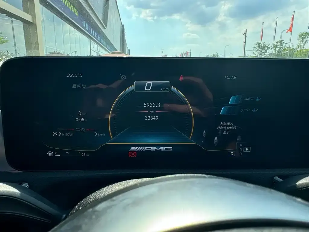 Mercedes-Benz CLA AMG — фото 2
