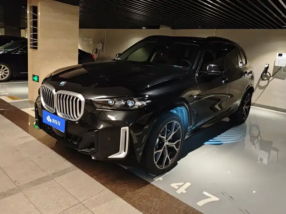 BMW X5 — фото 1