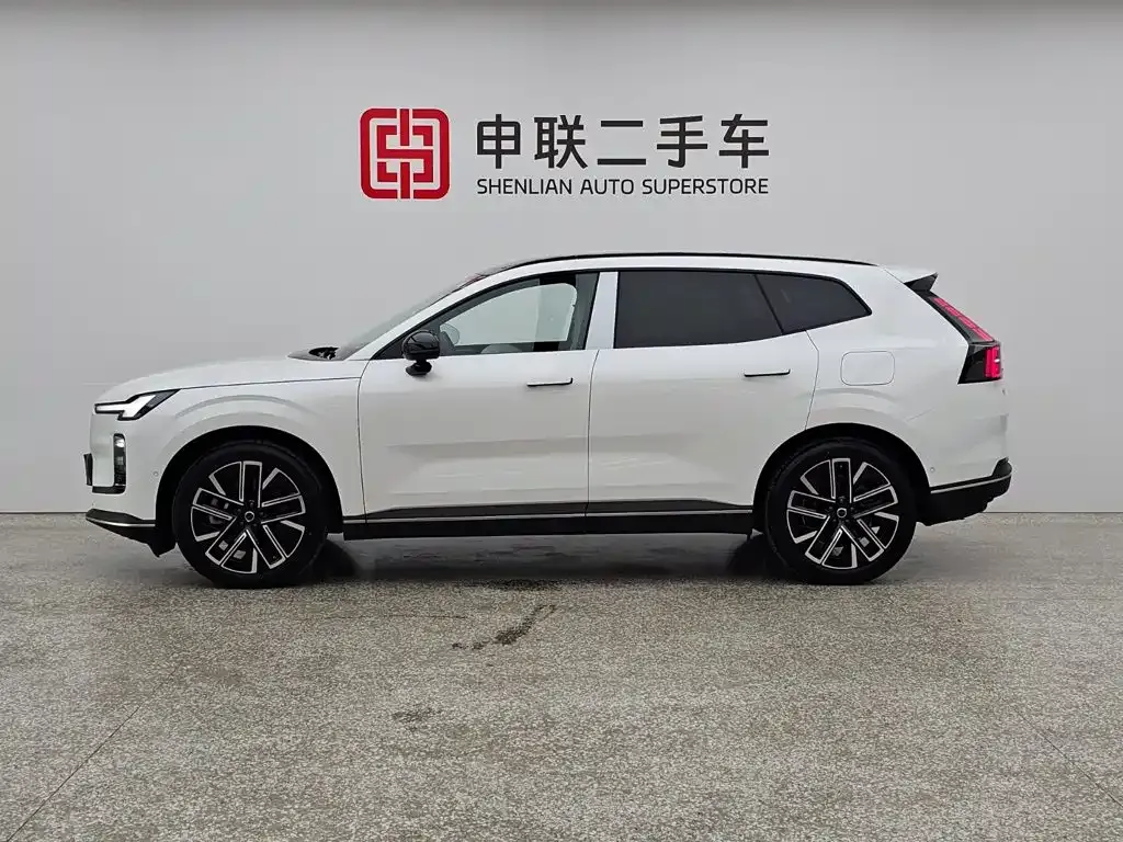 Volvo XC70 Plug-in Hybrid — фото 8