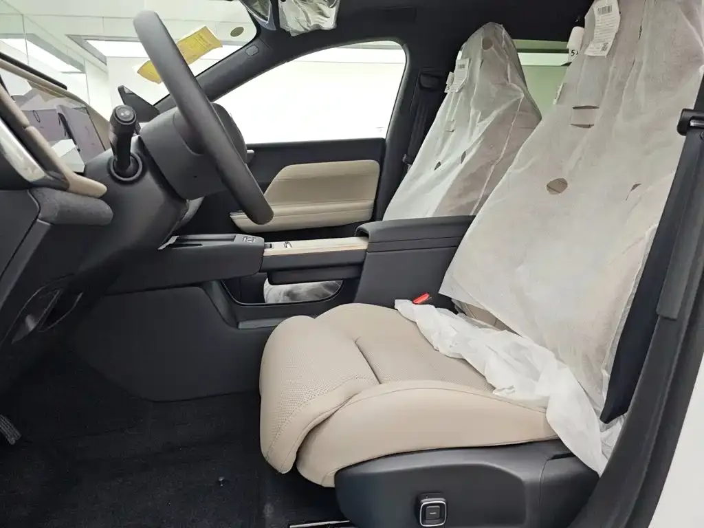 Volvo XC70 Plug-in Hybrid — фото 7