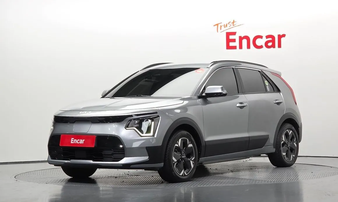 Kia Niro — фото 1