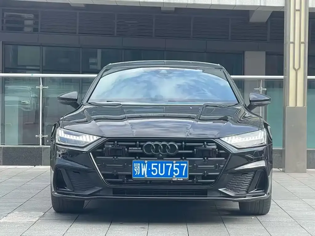 Audi A7L — фото 3