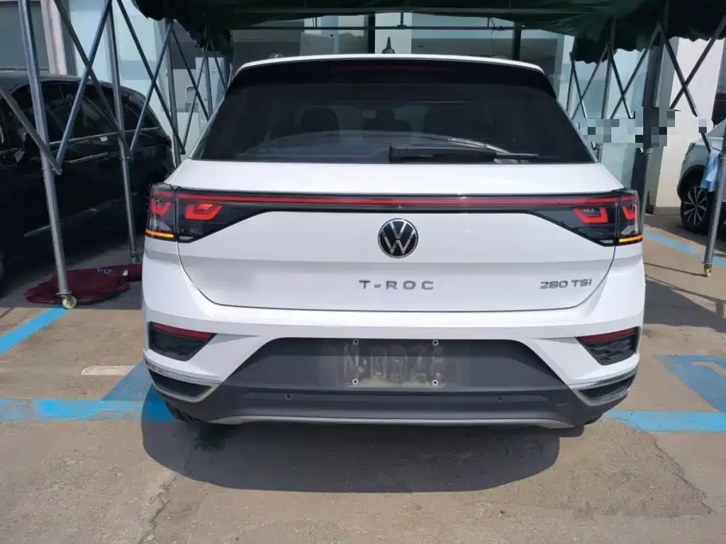 Volkswagen T-Roc — фото 3