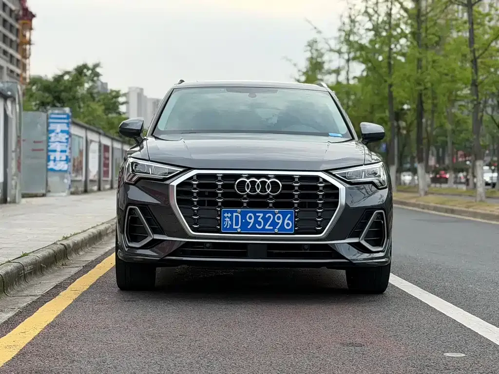 Audi Q3 — фото 4