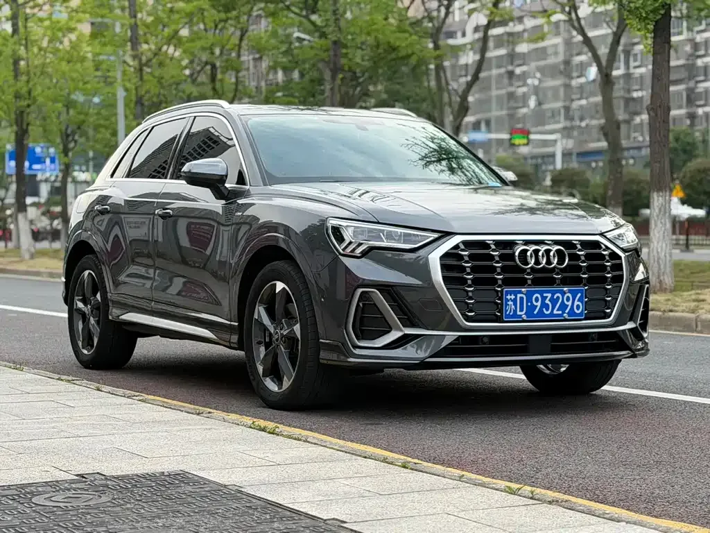 Audi Q3 — фото 7