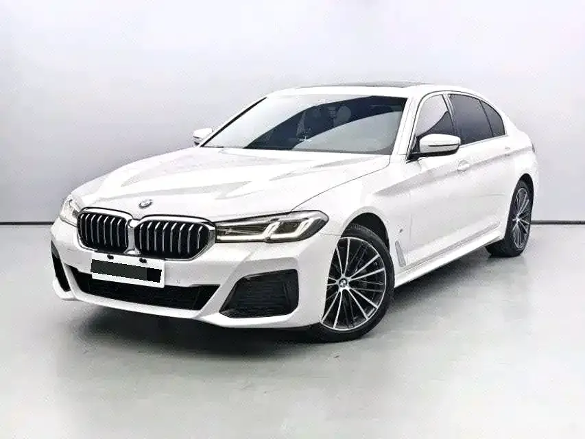 BMW 5 Series — фото 1