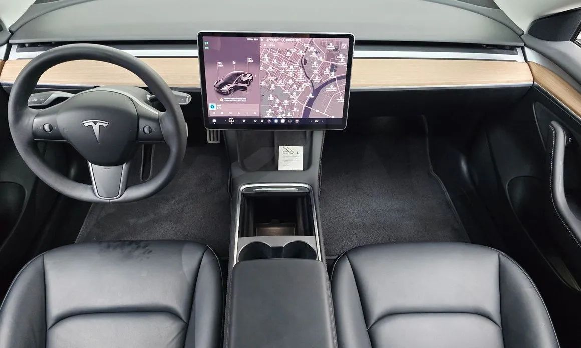 Tesla Model 3 — фото 6