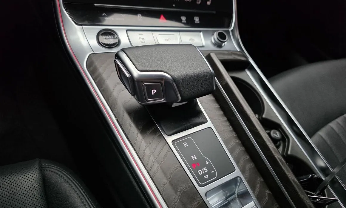 Audi A6 — фото 9