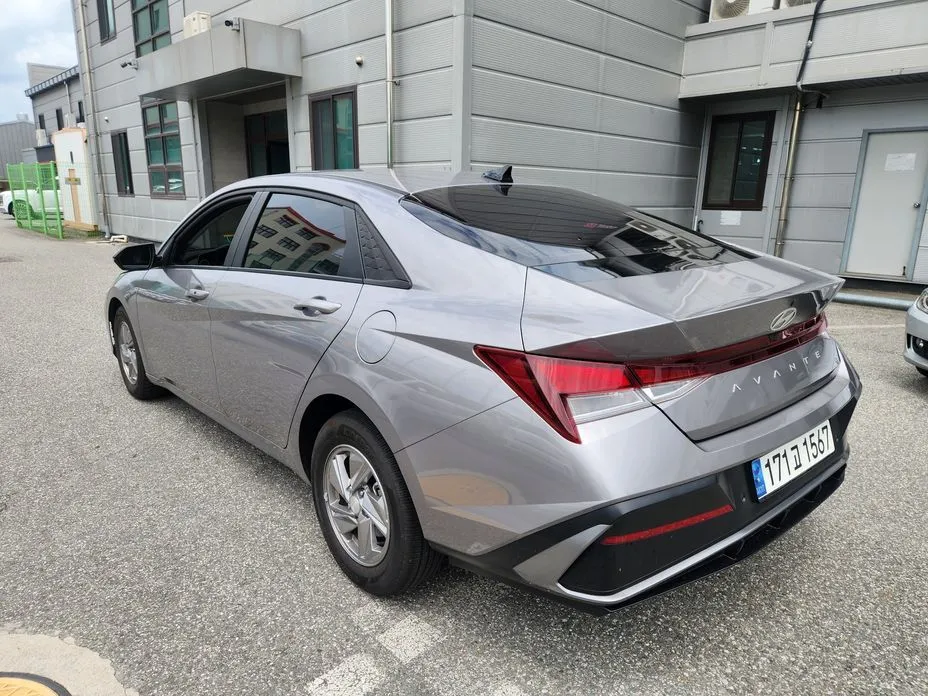 Hyundai AVANTE — фото 5