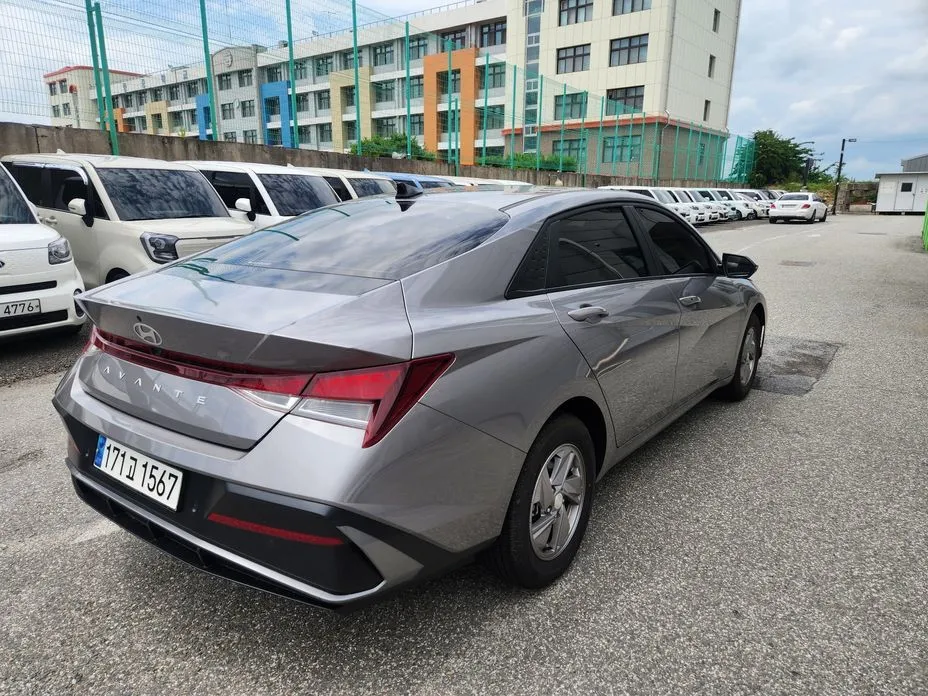 Hyundai AVANTE — фото 7