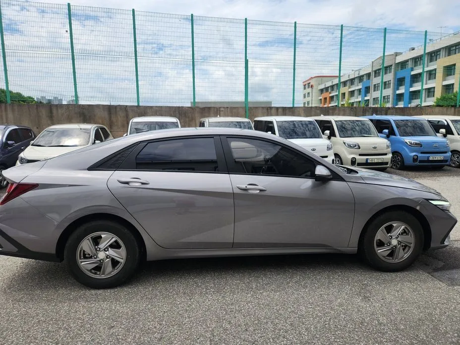 Hyundai AVANTE — фото 2