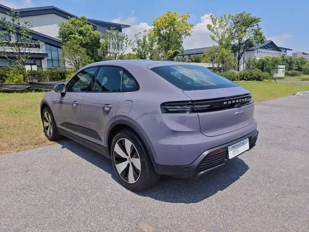 Porsche Macan EV — фото 10