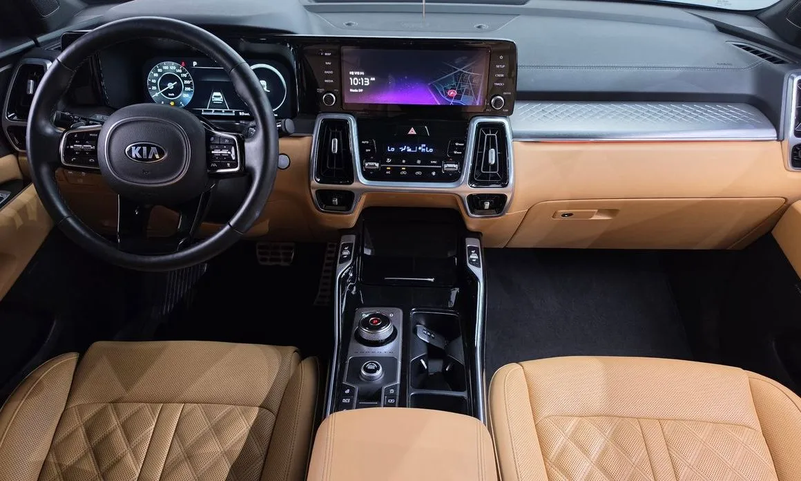 Kia Sorento — фото 10