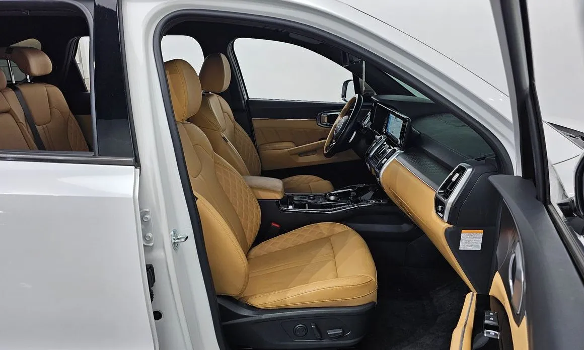 Kia Sorento — фото 7