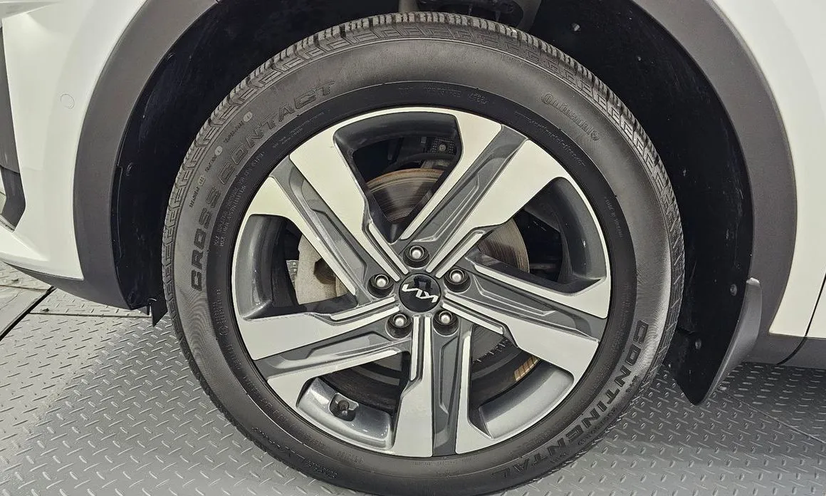 Kia Sorento — фото 10