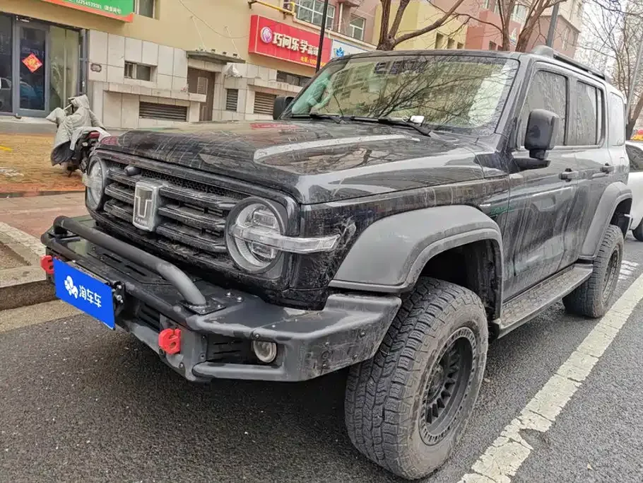 Tank 300 — фото 1